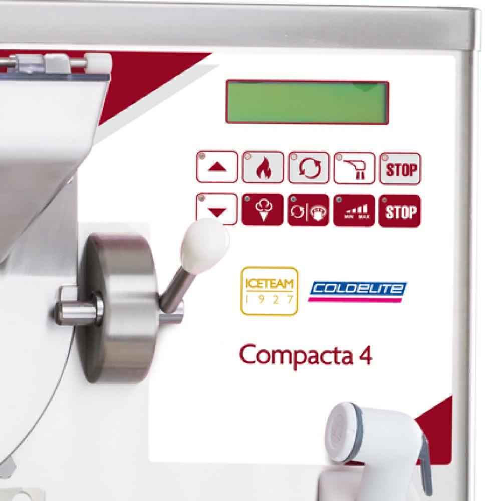 Máy làm gelato Compacta 4 với bảng điều khiển và tay gạt vận hành.